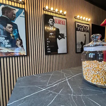 Centre Avec Cinema *