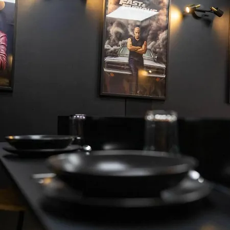 アパート Centre Avec Cinema